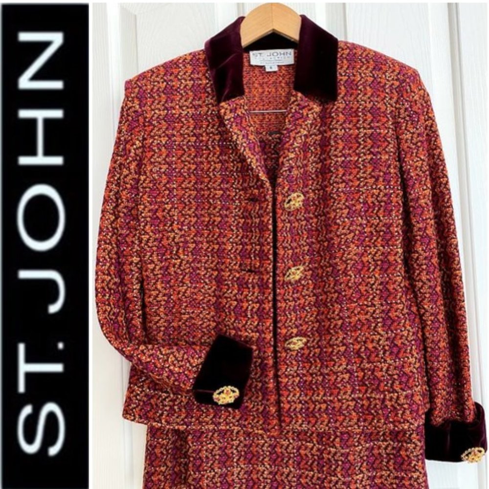 St John 2pc Tweed Jacket/Skirt Suit , Size M.